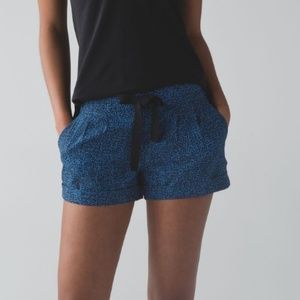 Lululemon drawstring shorts